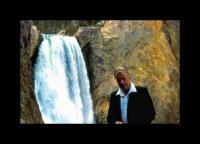 Albums/19800801-Canada/19800806-Yell/74